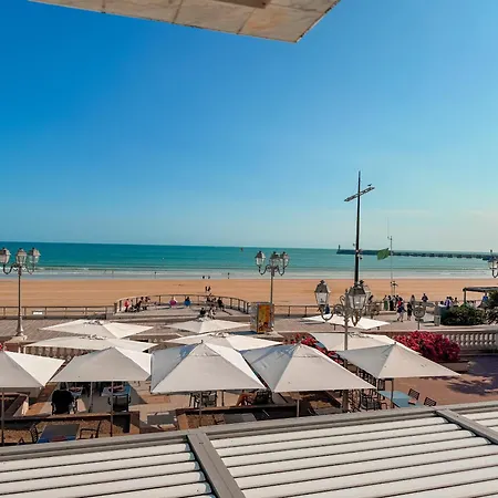 Au Pied De La Plage, Vue - 4 Personnes 아파트